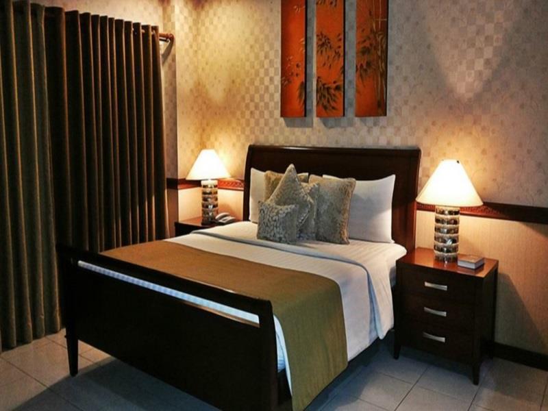 Subic Residencias Olongapo Esterno foto